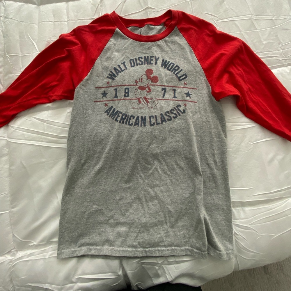Disney World Retro Quarter Sleeve Shirt - Small
